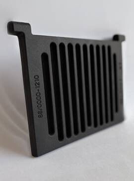 Schmid Gussrost 232 Kamineinsatz - für alle Kamineinsätze - Stahlguss - Maße: 232 x 174 x 15 mm